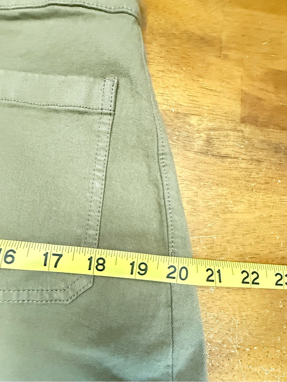 Madewell Emmett Shorts 29 Olive - Picture 4 of 9